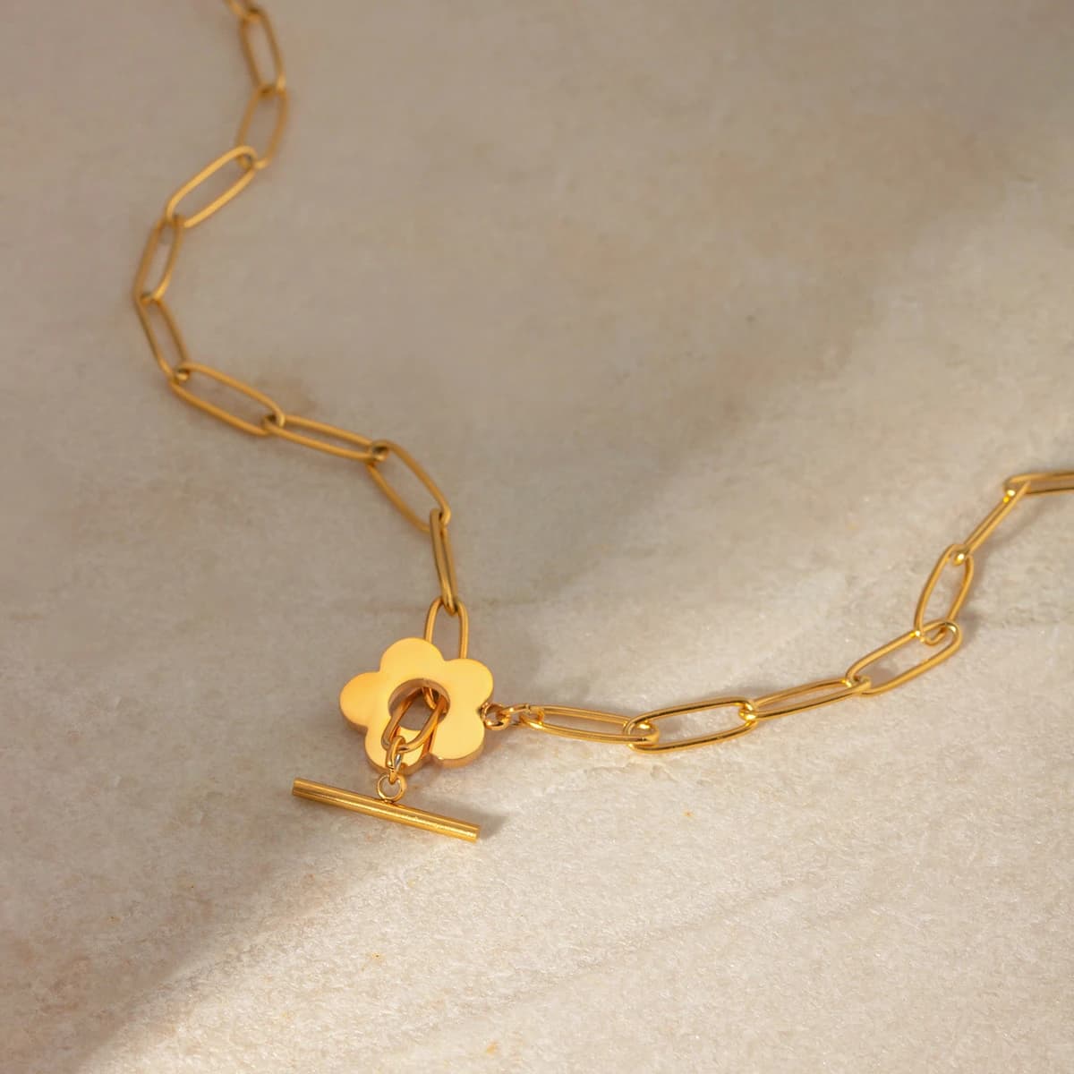Collar  Flower